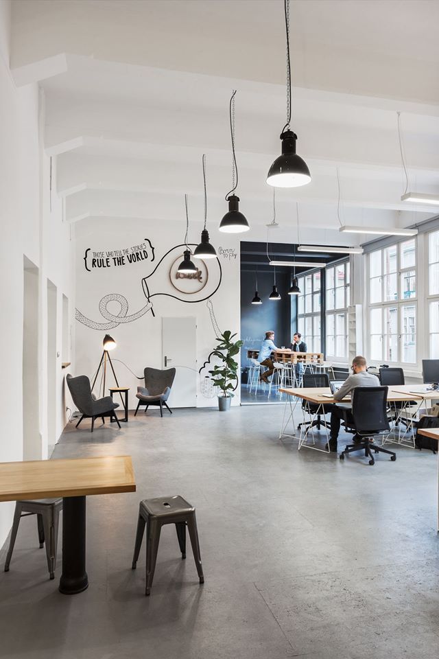 A Tour of Bubble's New Super Cool Office - Officelovin'