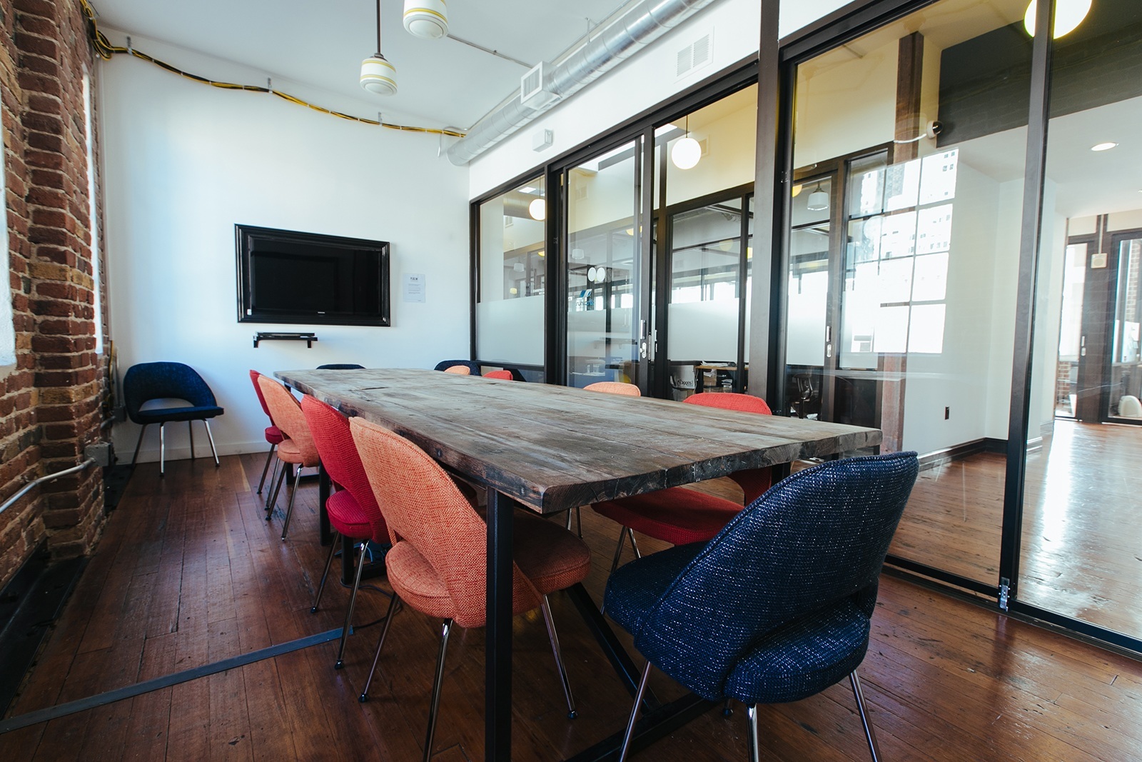 A Look Inside WeWork’s SoMa Coworking Space - Officelovin'