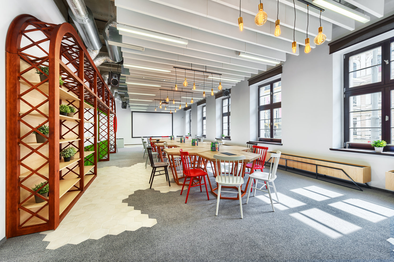 A tour of opera software's super cool wroclaw office officelovin Loft brescia