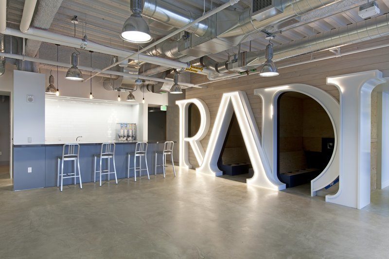 Take a Look at Pandora's Oakland Headquarters - Officelovin'