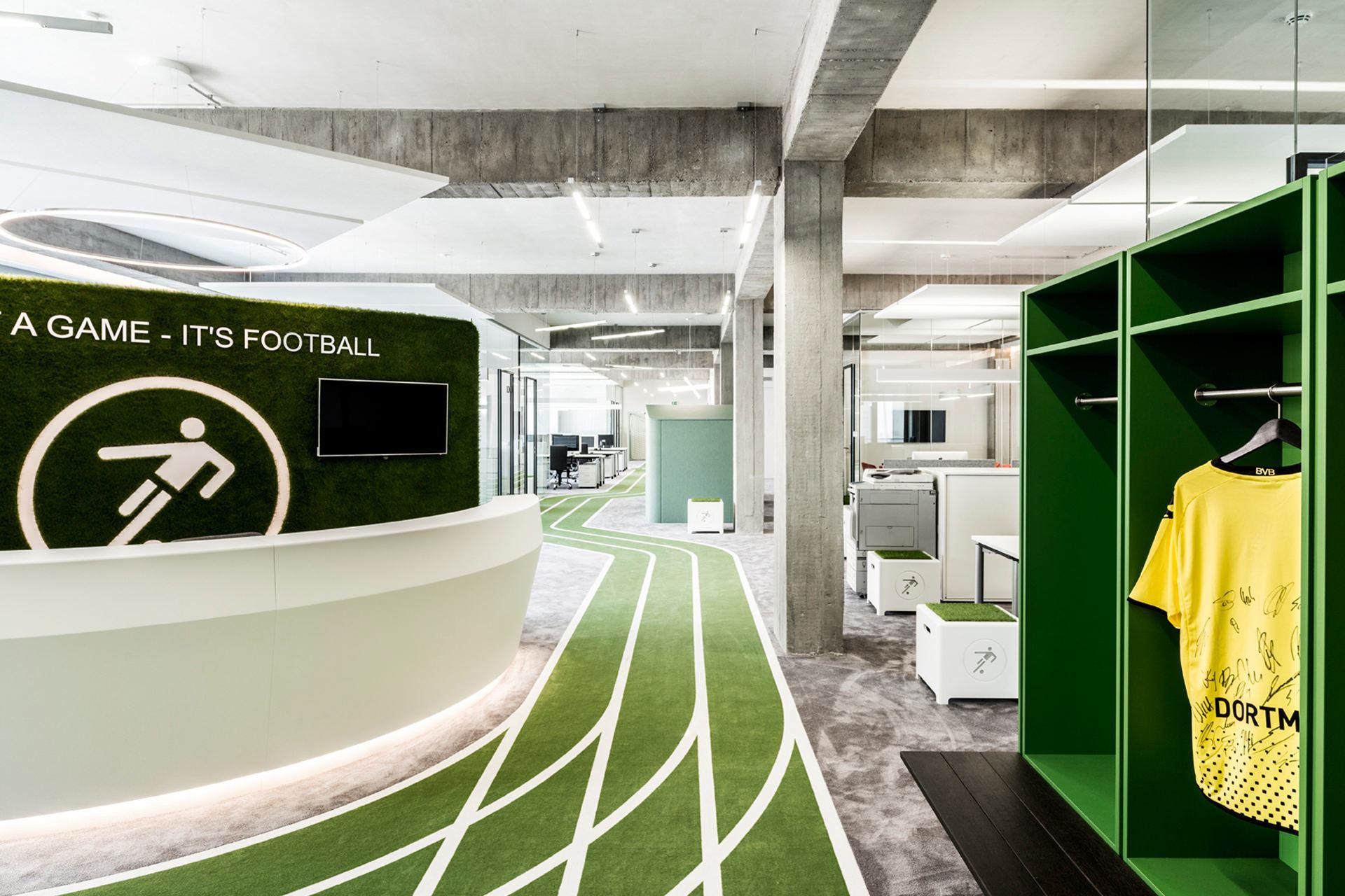 Demonio Me gusta Persona enferma A Look Inside Onefootball's New Berlin Headquarters - Officelovin'