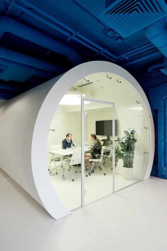 Inside Optimedia’s Modern Moscow Office