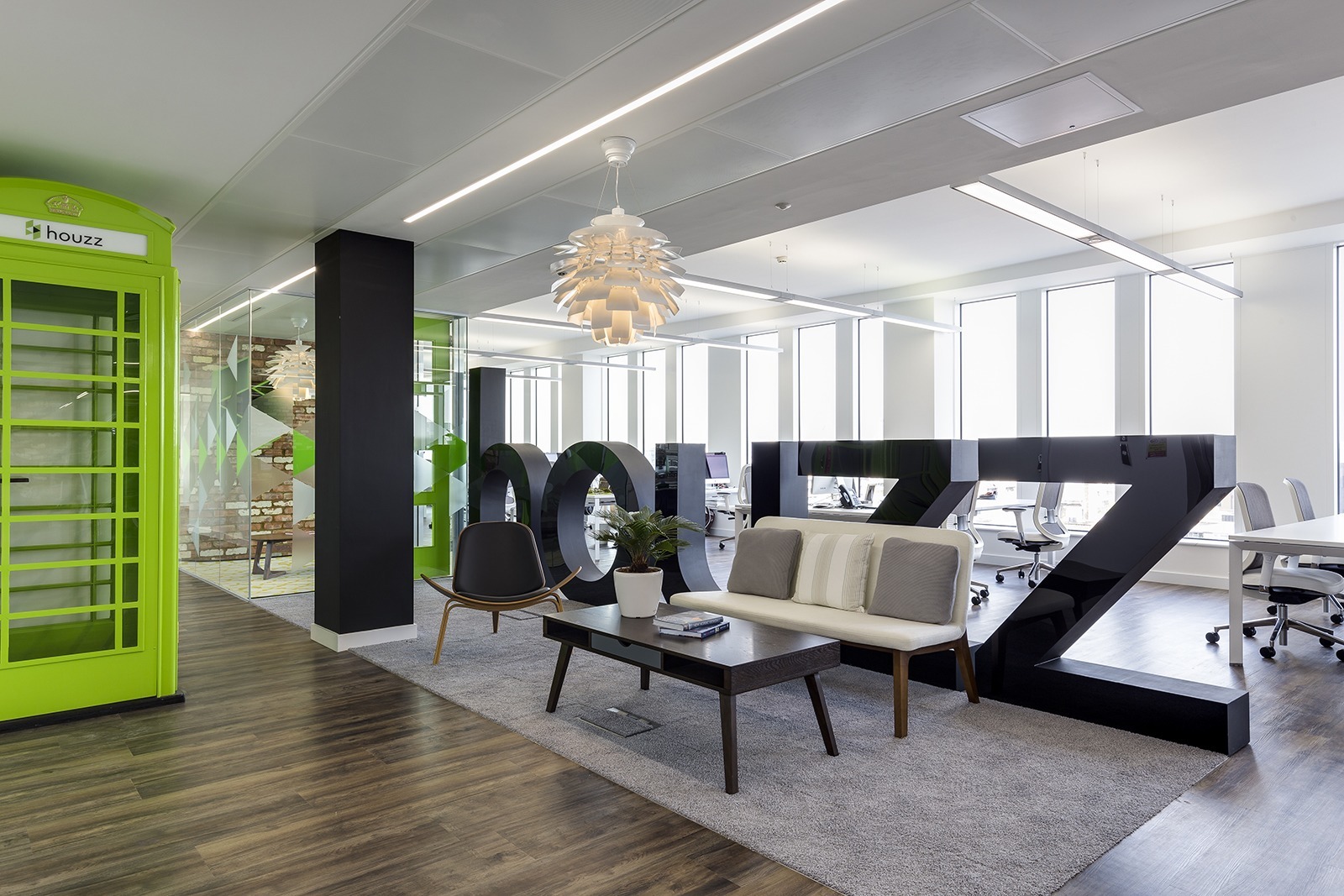 A Tour of Houzz  s New European Headquarters Officelovin 