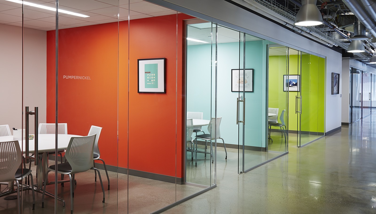 Inside Sandbox Industries’ New Chicago Office Officelovin'