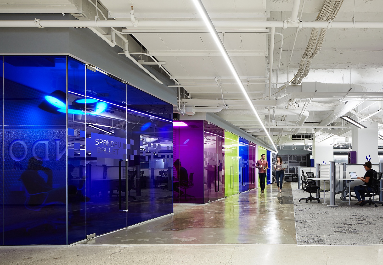 handle Uredelighed kultur Inside Pandora's New Chicago Office - Officelovin'