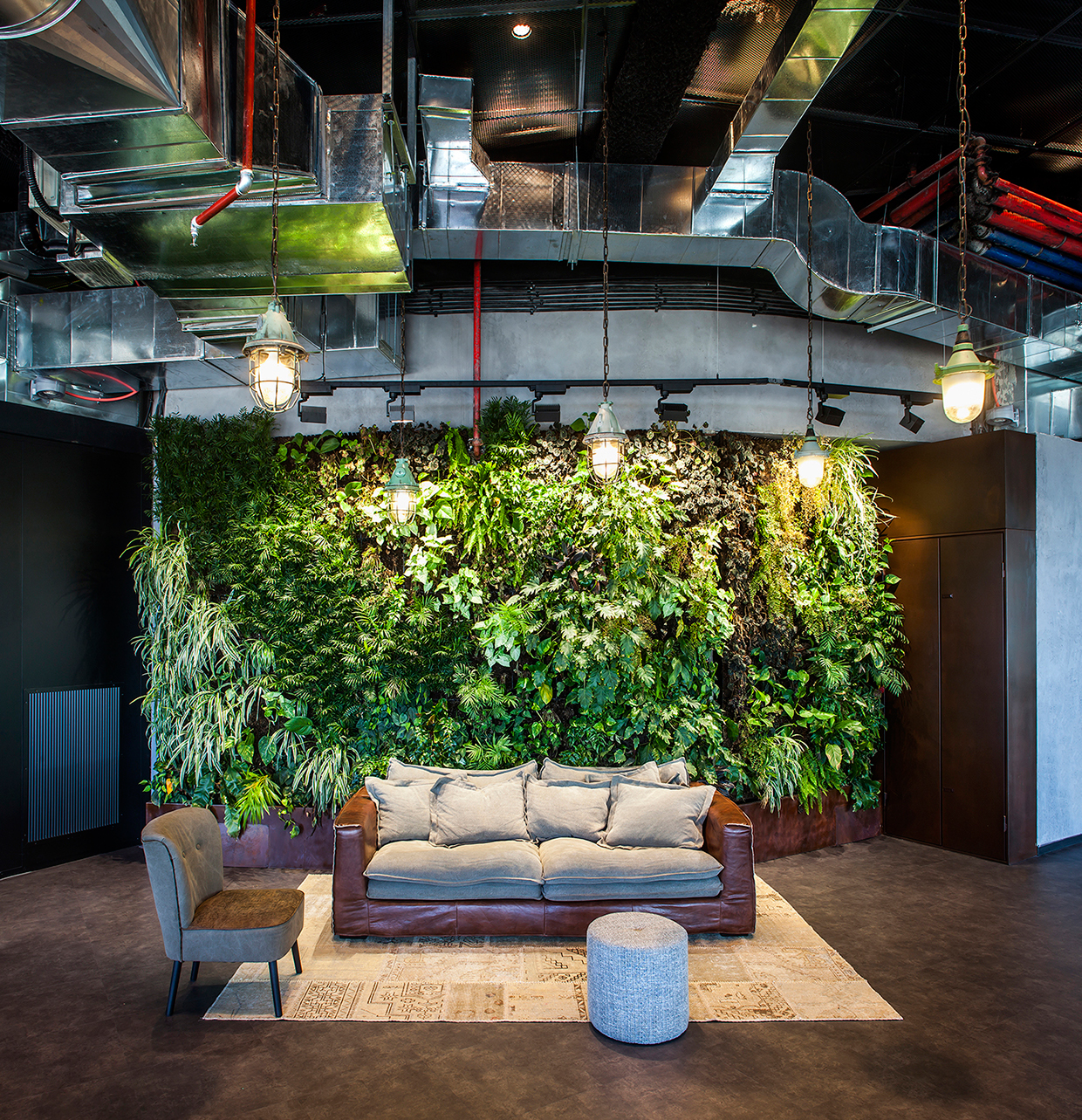Welcome inside windward-hq-12