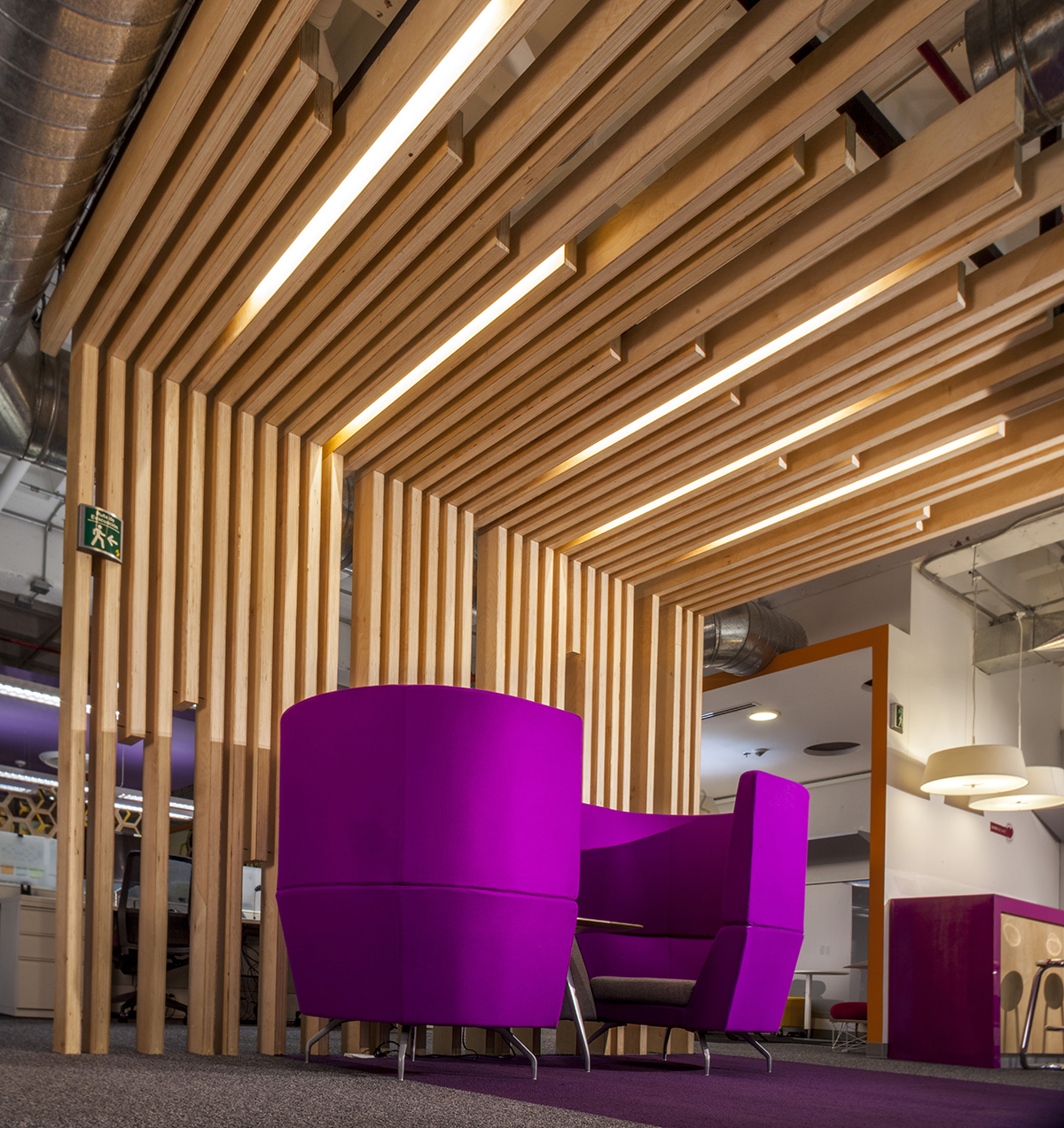 inside-astrazeneca-s-modern-mexico-city-office-officelovin