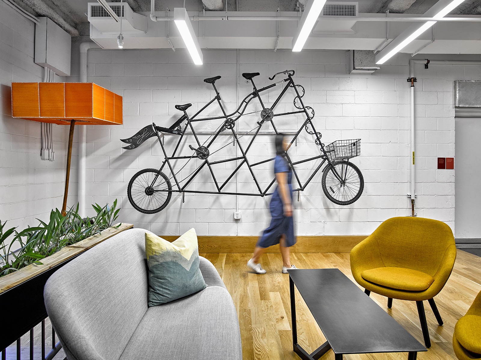 A Tour of Etsy’s Super Cool Brooklyn Headquarters - Officelovin'