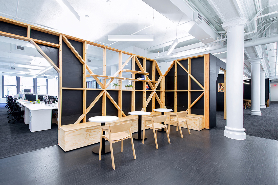 A Tour of Quartz’s Sleek New NYC Office