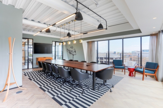 A Tour of Barclays’ Rise – London