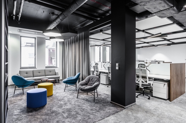 Inside XL Catlin’s Modern Wroclaw Office