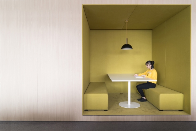 Inside Centaline Property’s Elegant Shenzhen Office