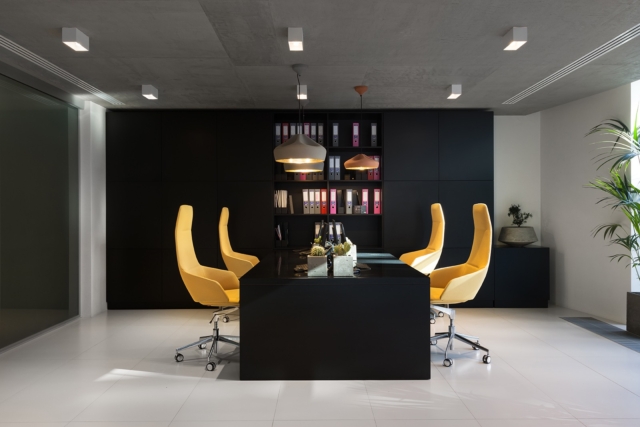 A Tour of Oschadbank’s Contemporary Kiev Office