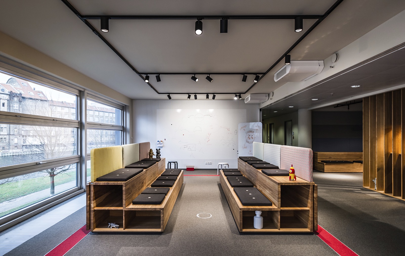 Breakout space carmeq-berlin-office-2