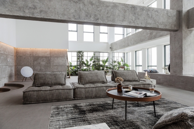A Tour of TKSTYLE’s Super Sleek Office in Jiaxing
