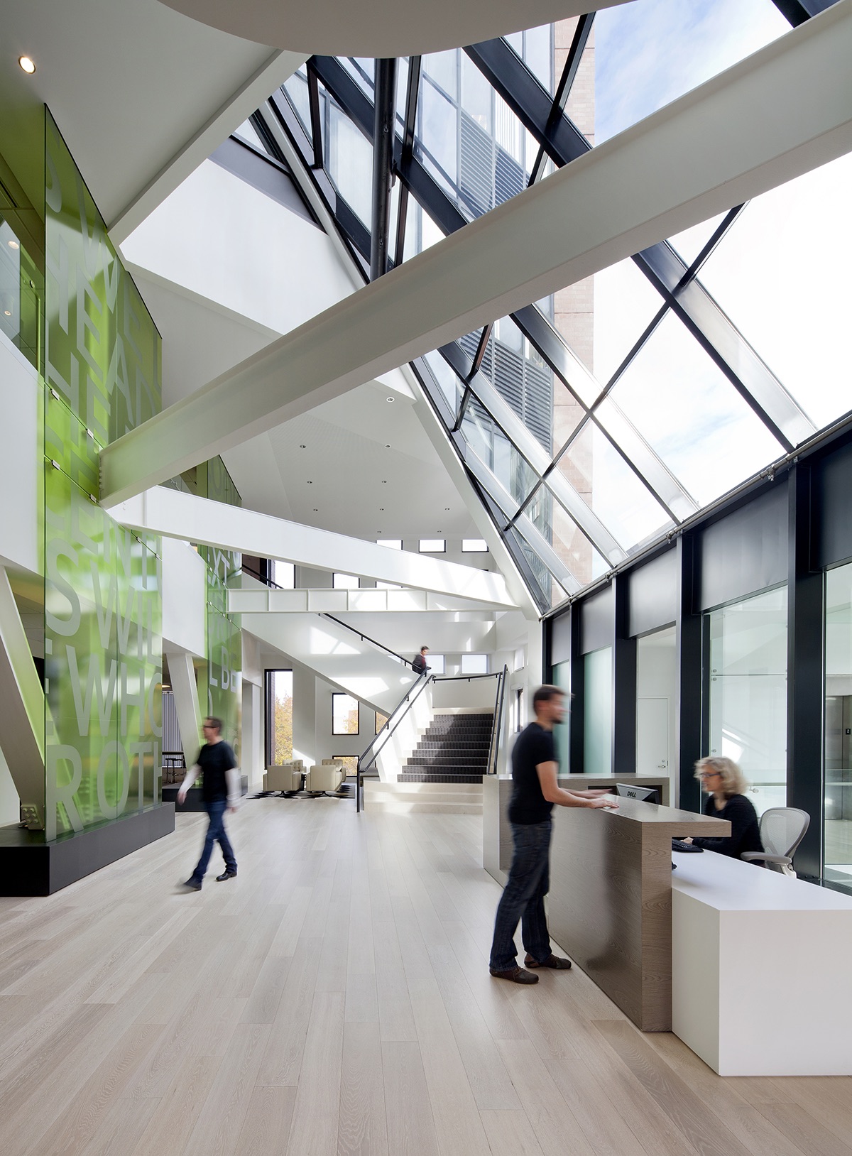 Lobby microsoft-cambridge-office-m-2