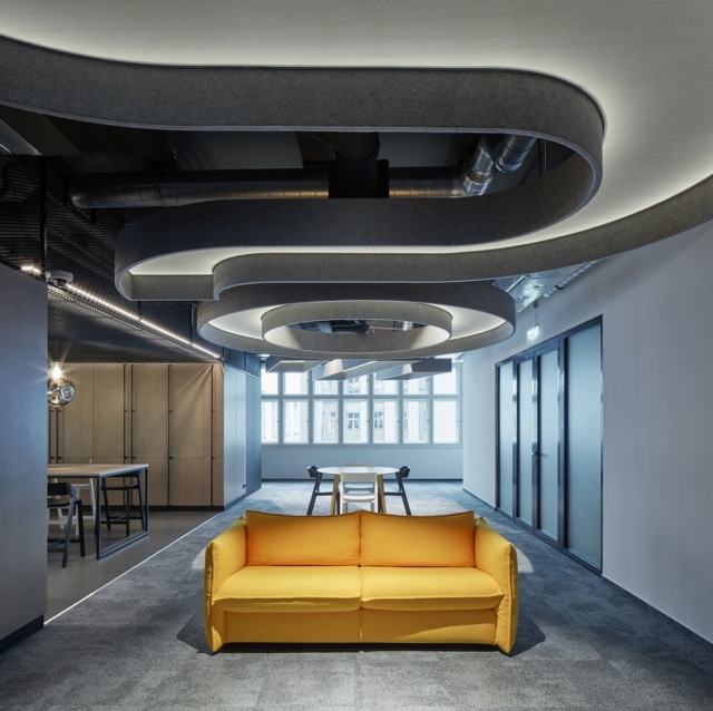 A Tour of HubHub’s Prague Coworking Space