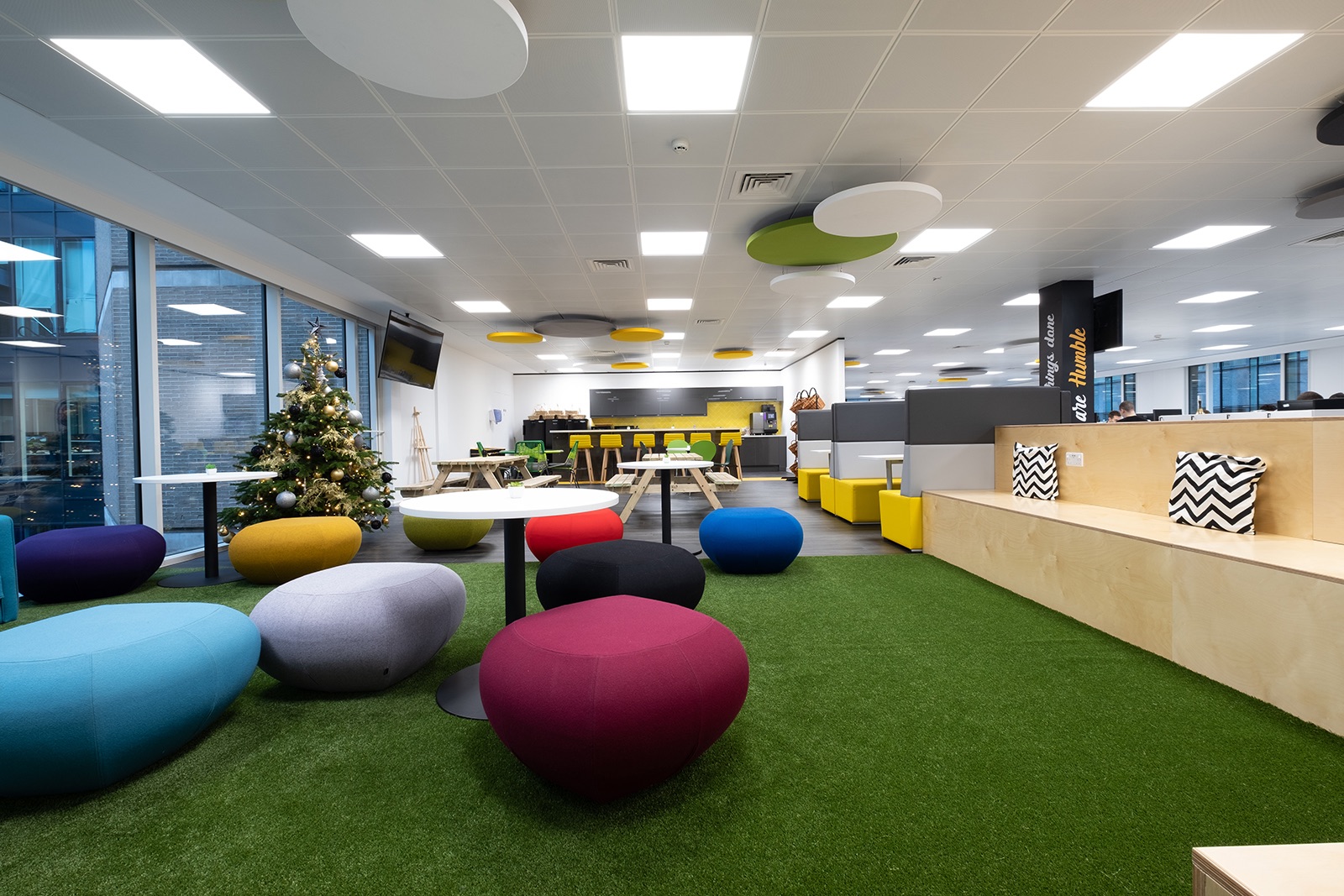 Breakout area get-office-london-5