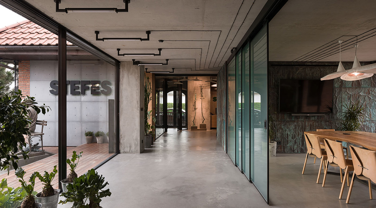 A Look Inside Stefes’ Modern Office in Kiev