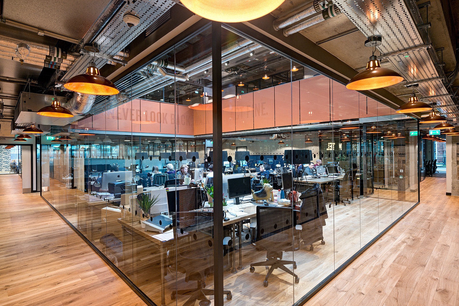 A Tour of WeWork’s London Coworking Space - Corsham Street - Officelovin'