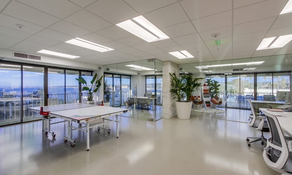 Hollander Design Group - Officelovin'