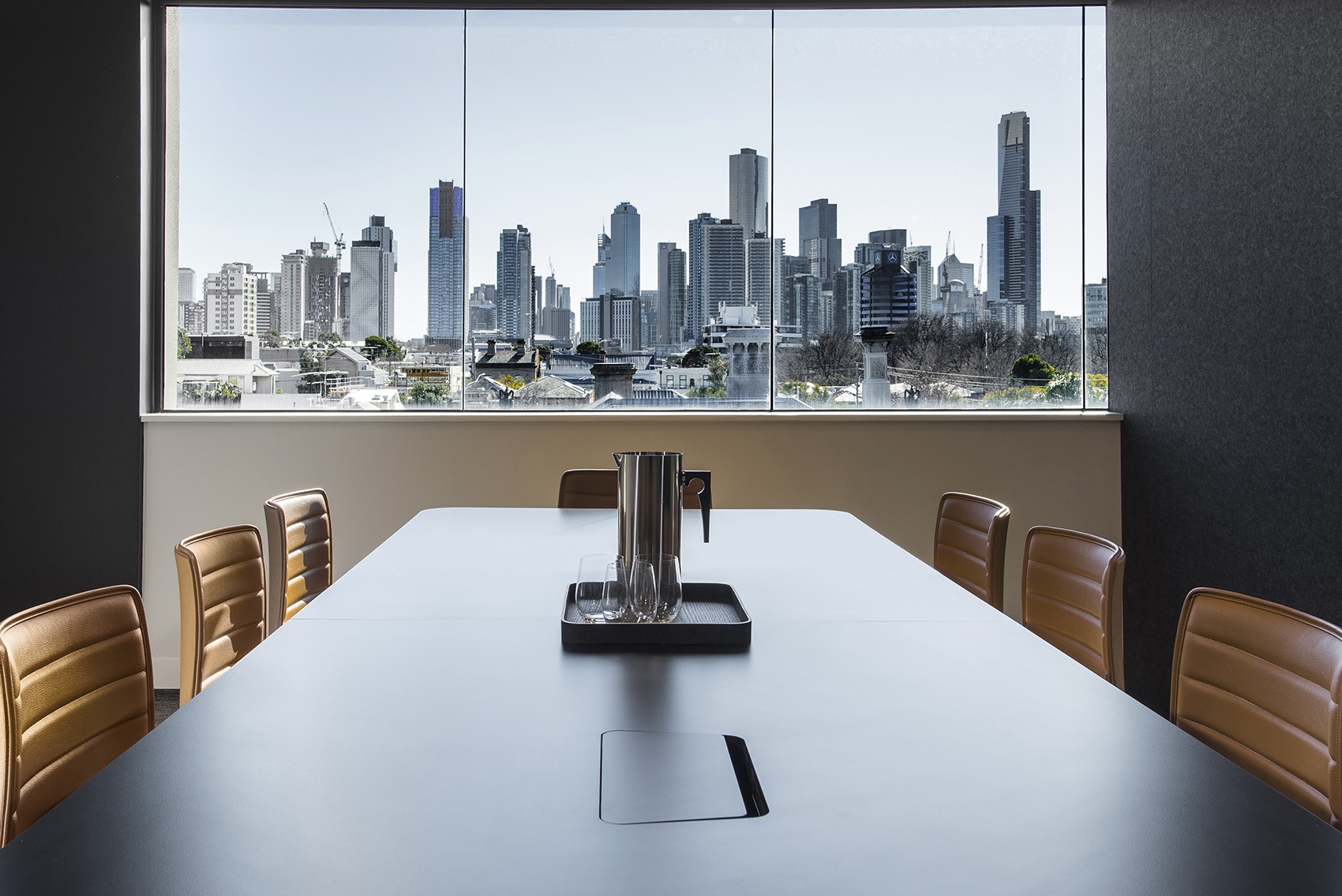 Meeting room corsair-capital-office-melbourne-9