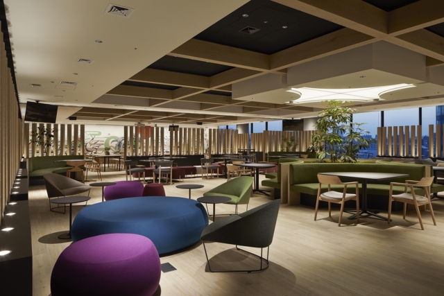 A Tour of Indeed’s Biophilic Tokyo Office