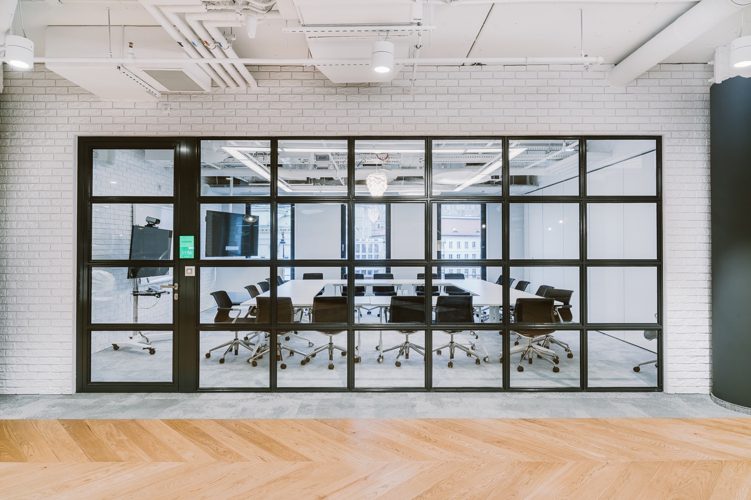 Meeting room loreal-warsaw-office-12
