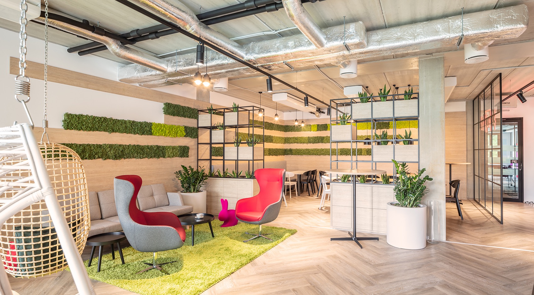 A Look Inside Sephora's New Warsaw Office - Officelovin'