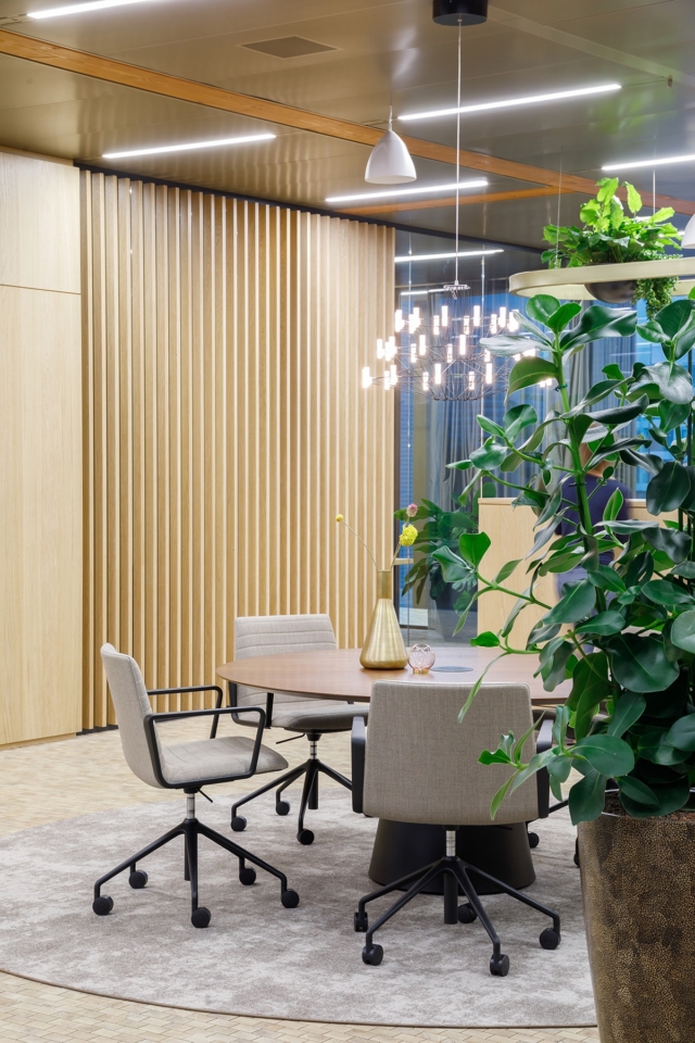 A Tour of EDGE Technologies’ Modern Amsterdam HQ