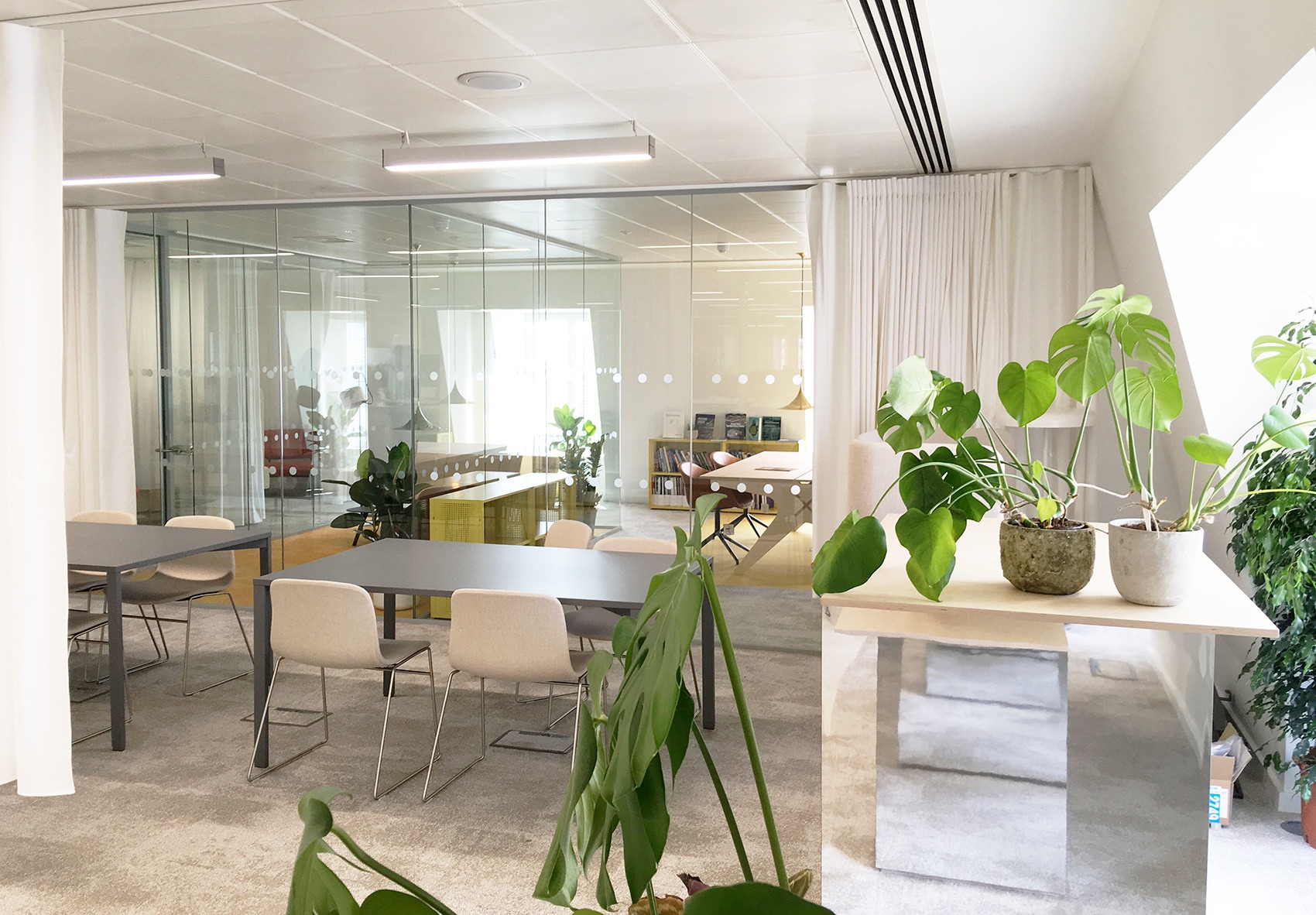 Collaborative space research-company-office-london-10