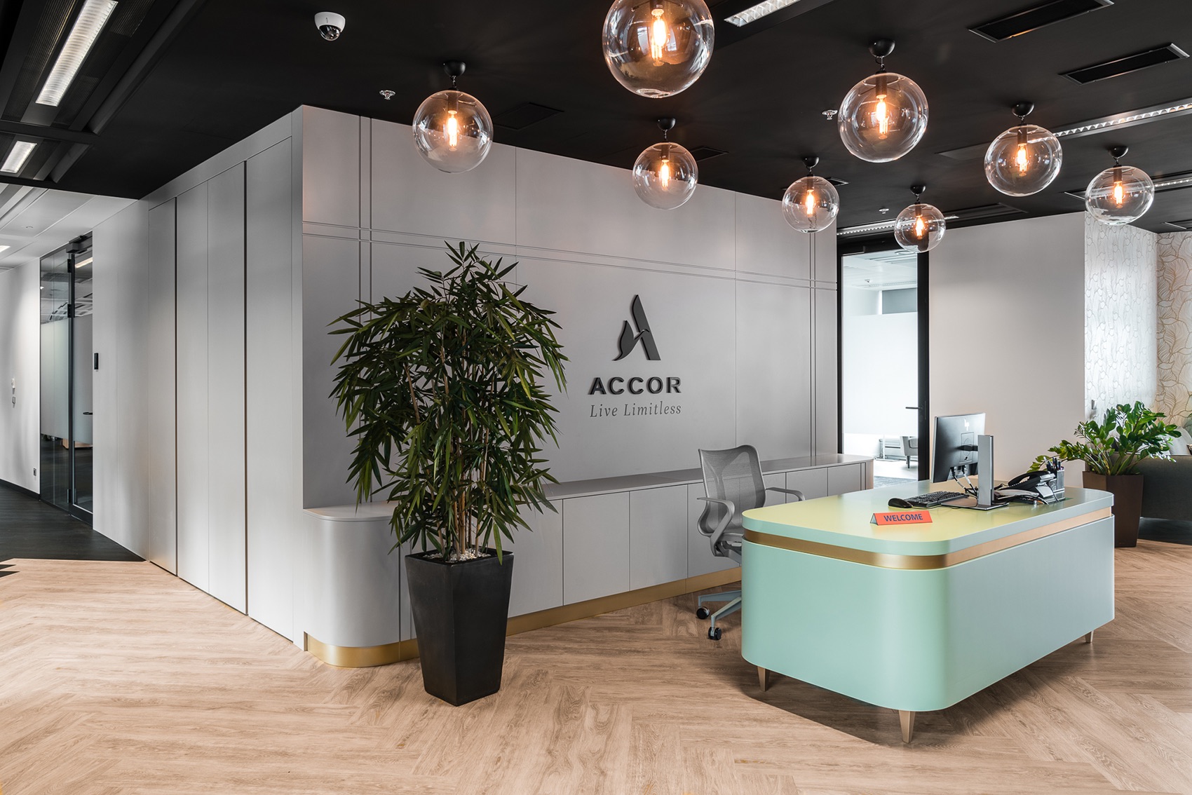 Introducir 70+ imagen accor office