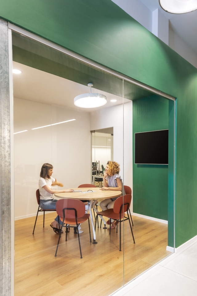 A Tour of BreezoMeter’s Sleek New Haifa Office