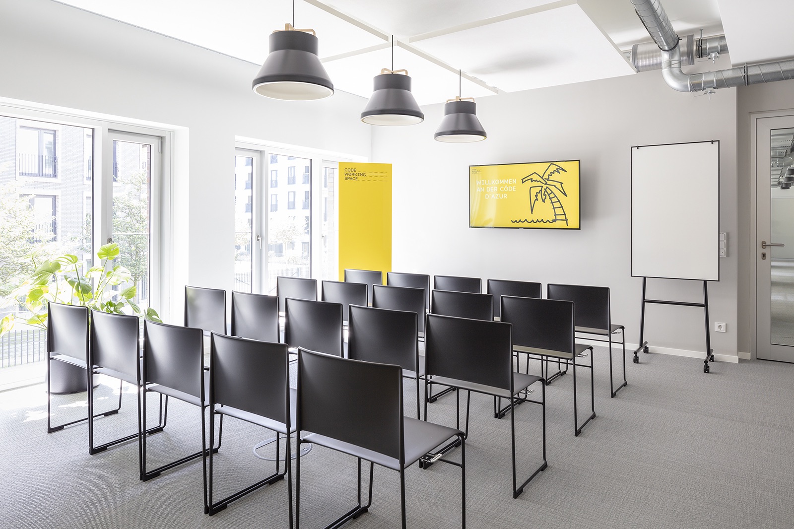 Modular meeting space codeworking-office-17