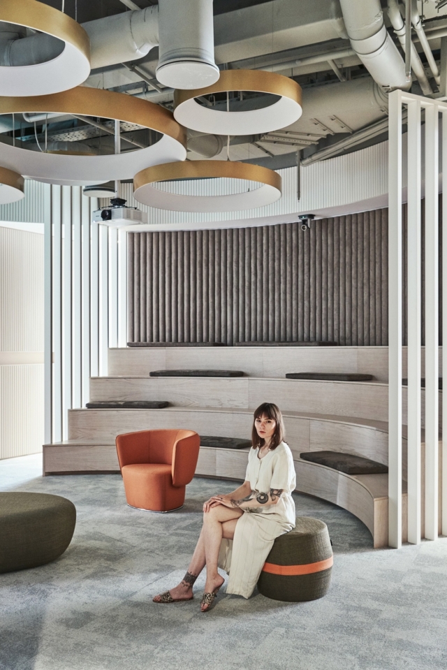 A Tour of L’Oréal’s Sleek New Moscow Office