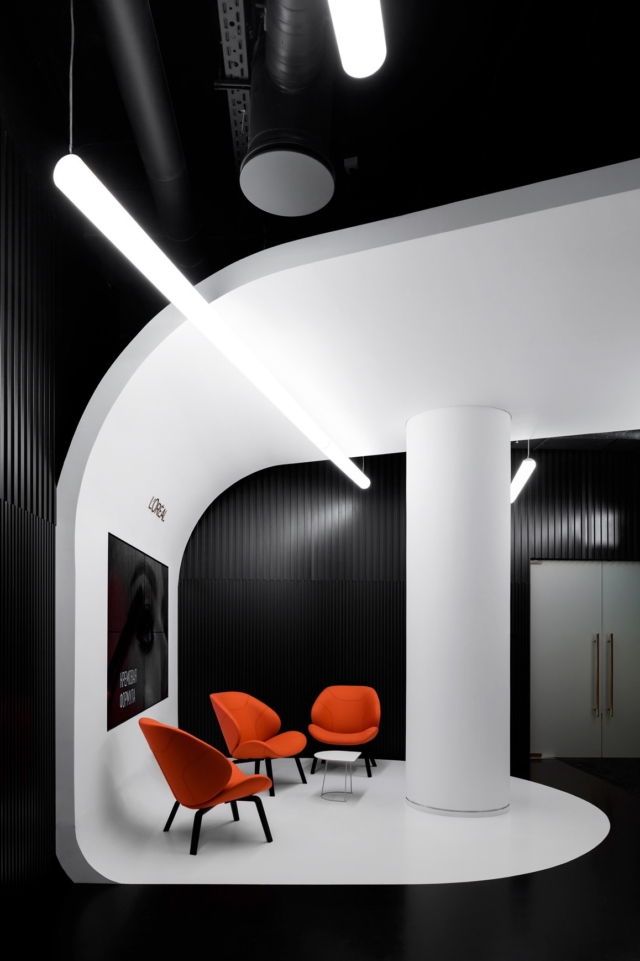 A Tour of L’Oréal’s Sleek New Moscow Office