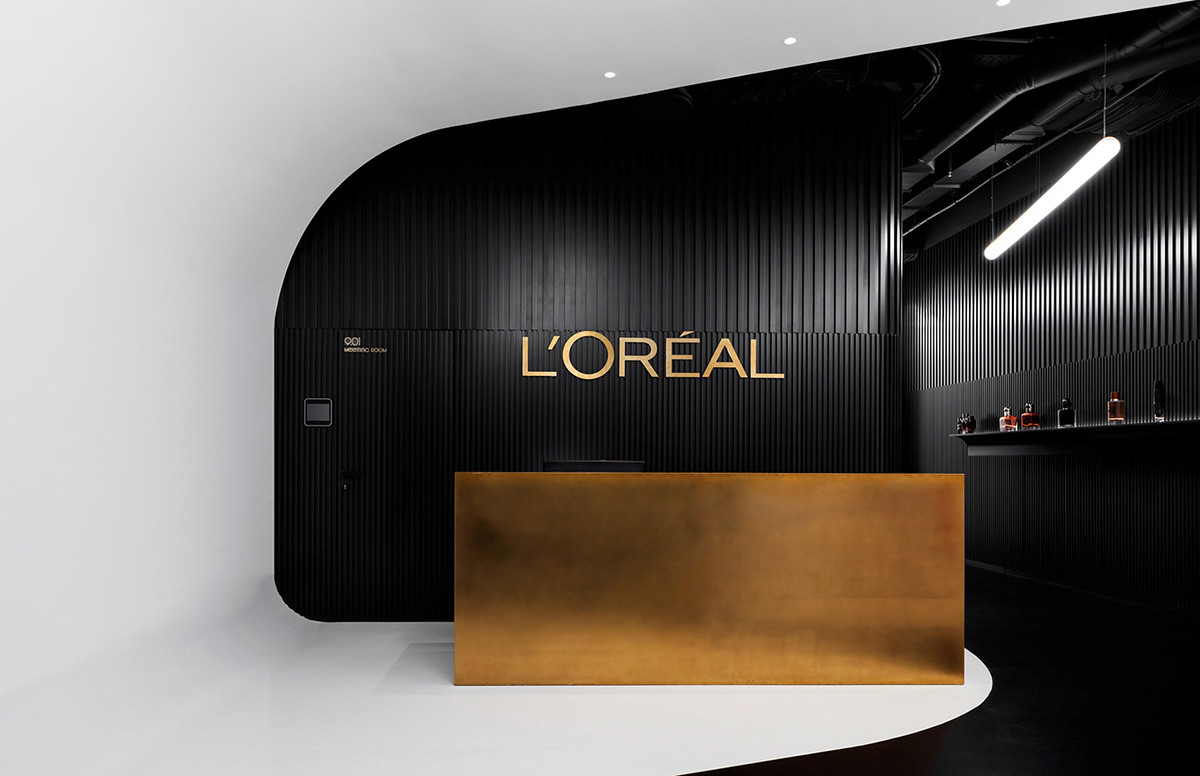 A Tour of L’Oréal’s Sleek New Moscow Office