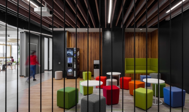 A Tour of OTP Bank’s Modern Moscow Office