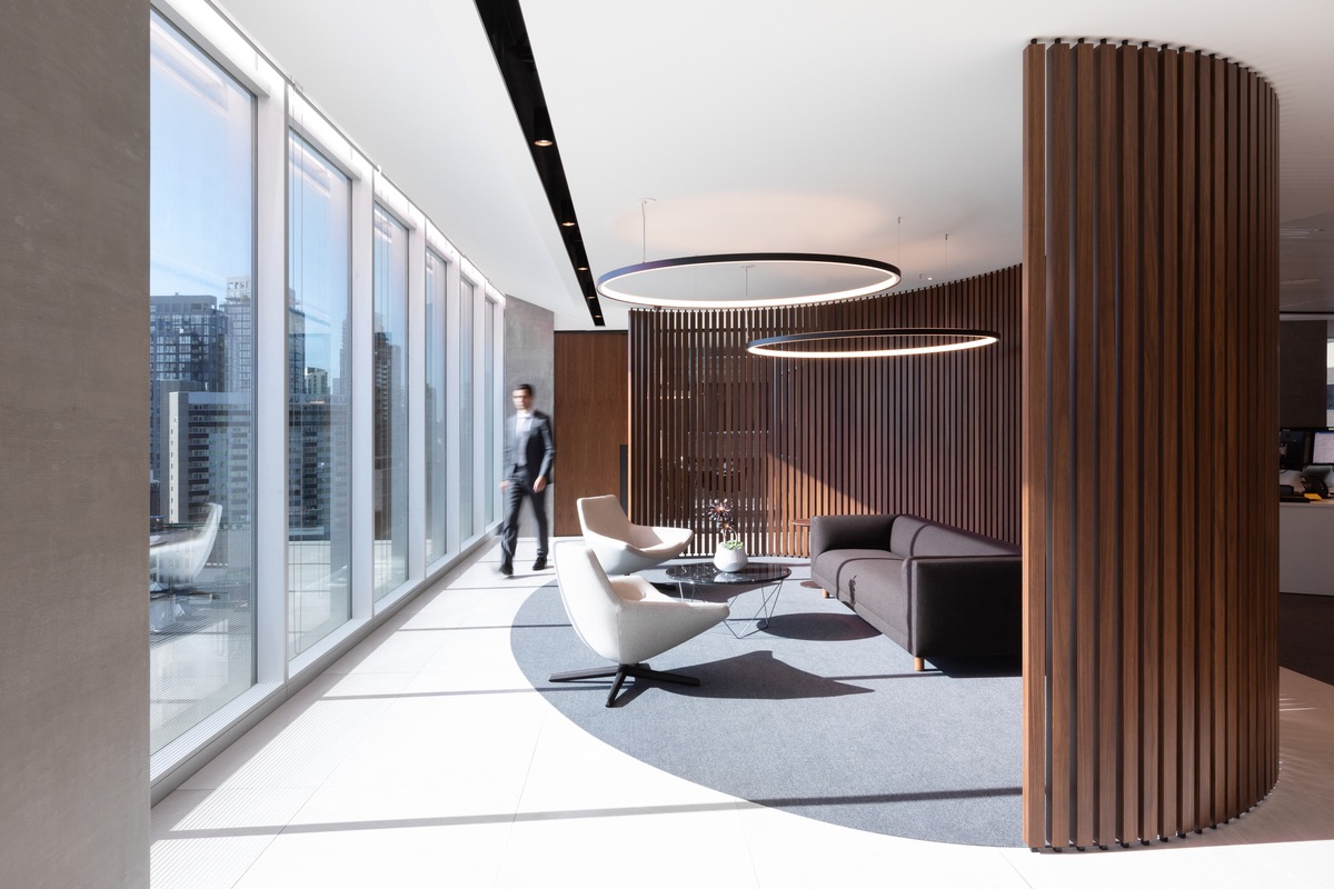 Casual meeting space private-vancouver-office-1