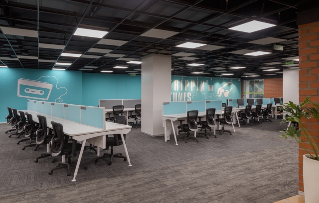 A Tour of Udaan’s Modern New Bengaluru Office
