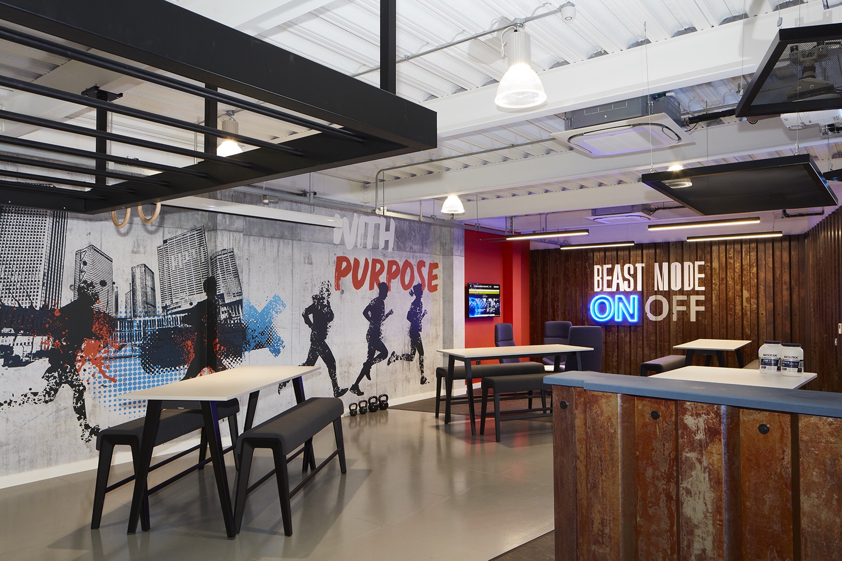 Reception / communal space sxi-mx-office-3
