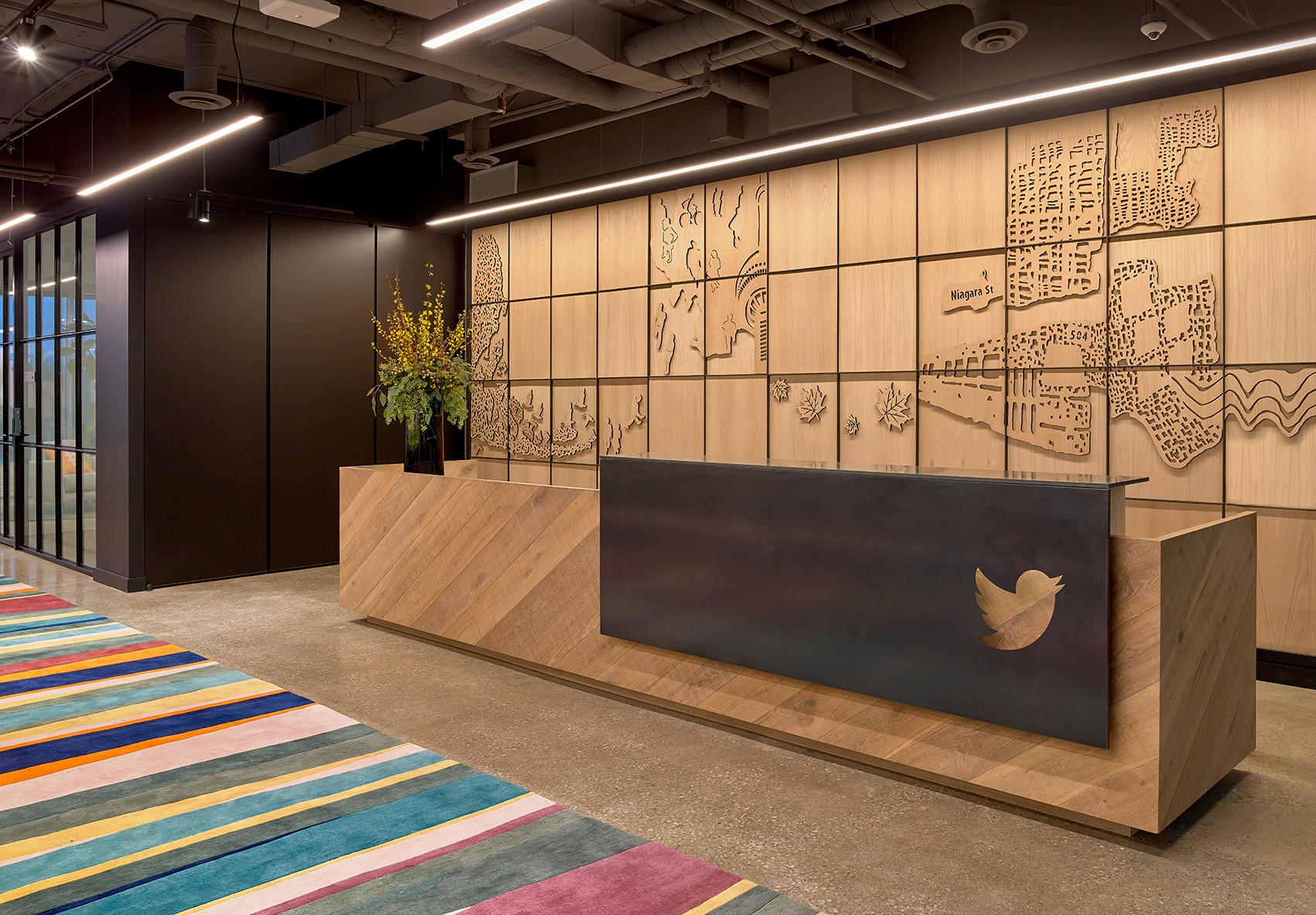 A Tour Of Twitters Biophilic Toronto Office Officelovin