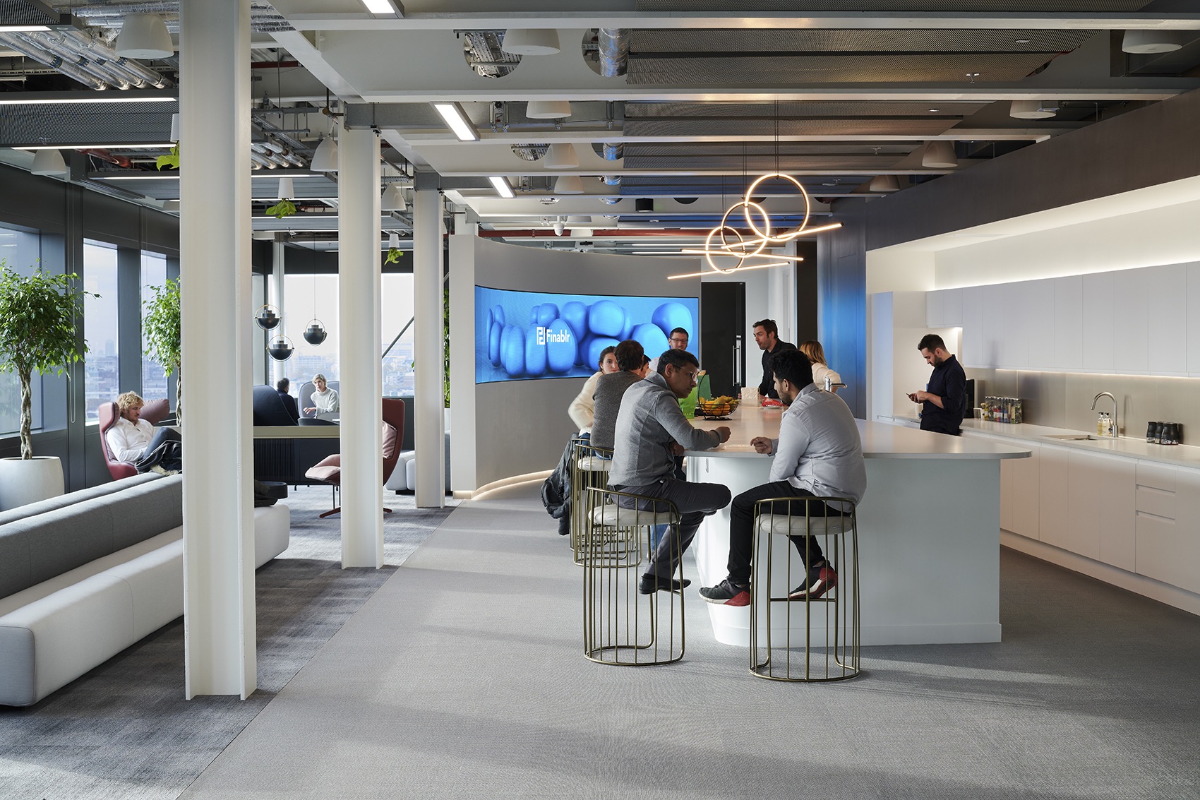 Communal space finablr-london-office-5
