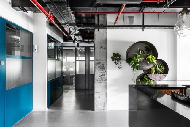 A Look Inside Alef Sade’s Contemporary Caesarea Office