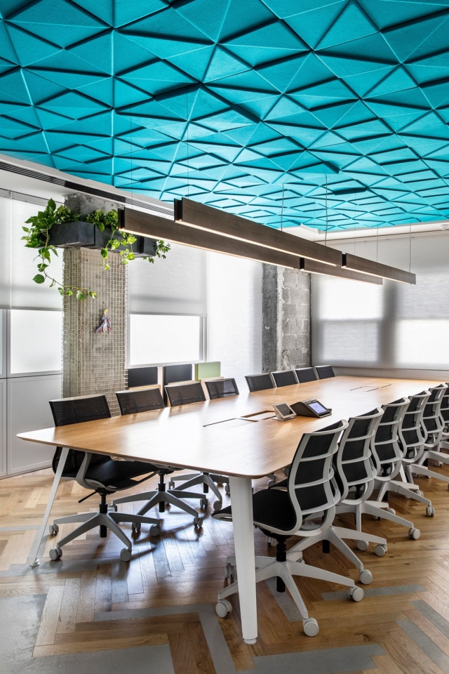 A Look Inside Alef Sade’s Contemporary Caesarea Office