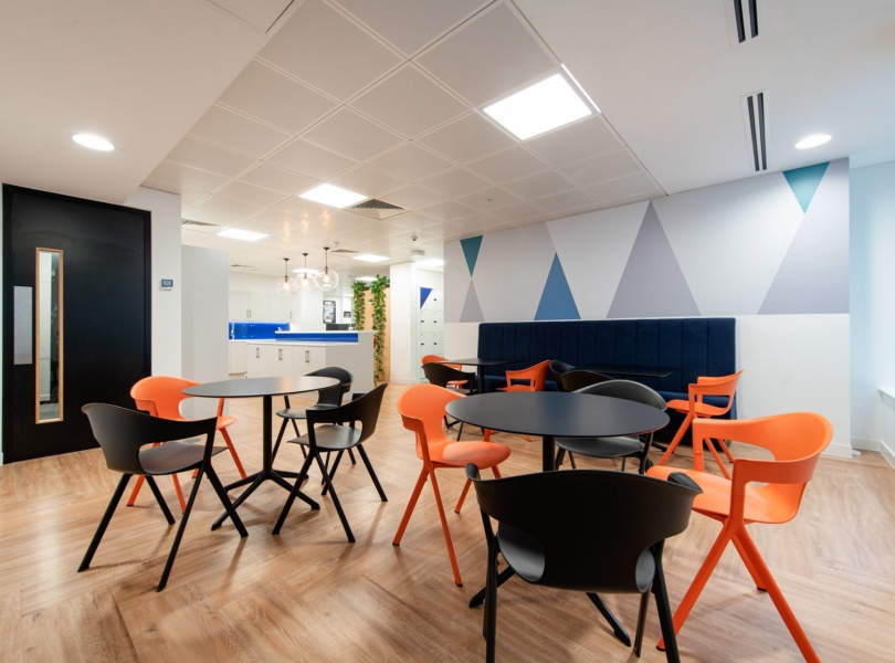 financial-services-london-office-3