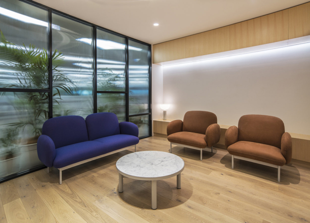 A Look Inside Tonkin Consulting’s Elegant Office in Adelaide