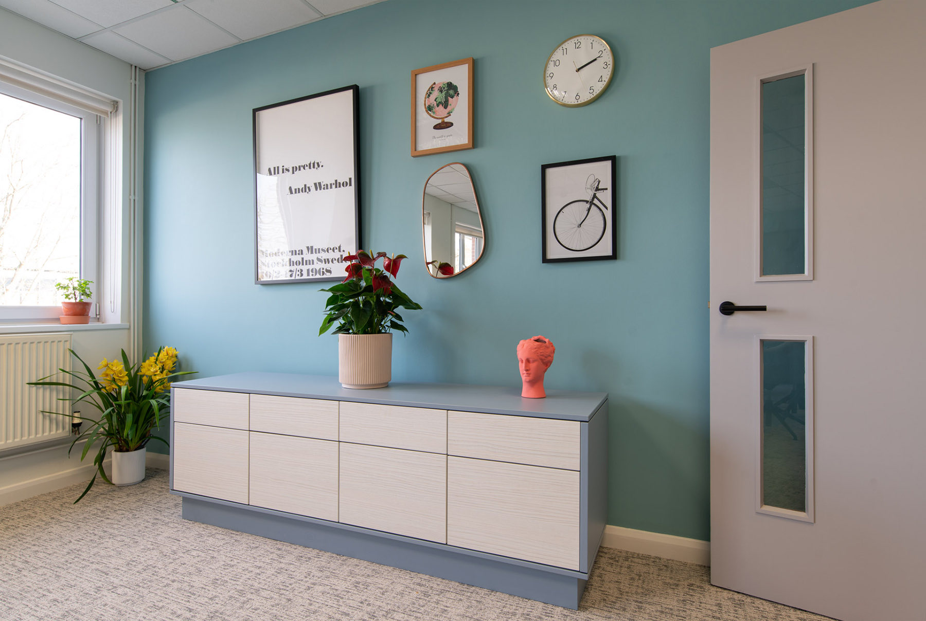 Relax zone twinings_london-office-3