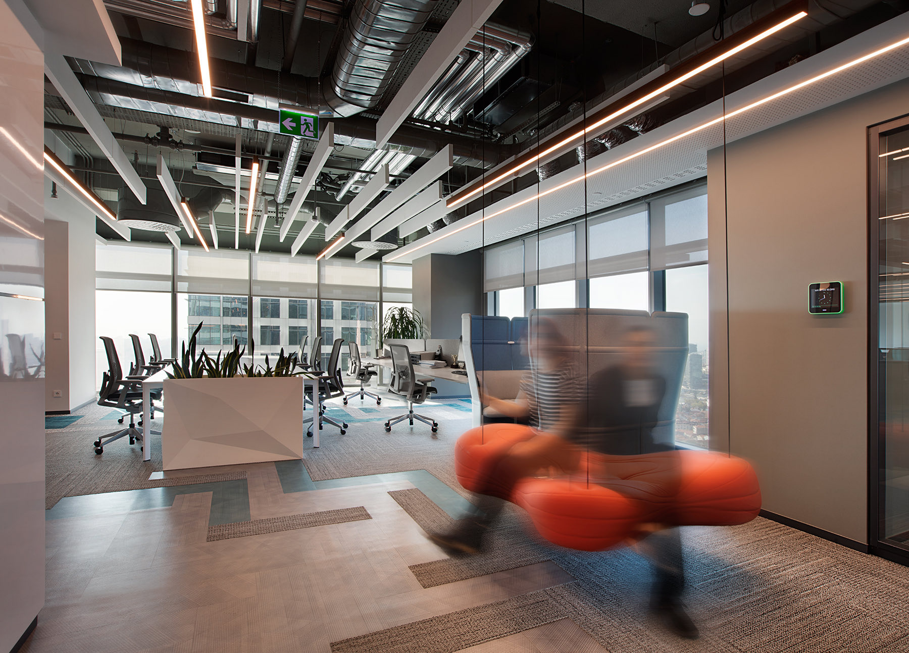 Open-plan workspace sap-istanbul-office-22