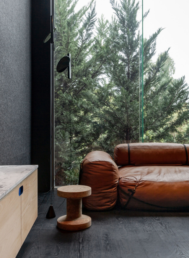 A Peek Inside Cornwell’s Minimalist Melbourne Office